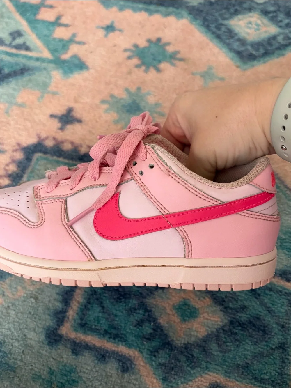 Nike Pink Low-Top Kids' Sneakers with Bright Pink Swoosh
